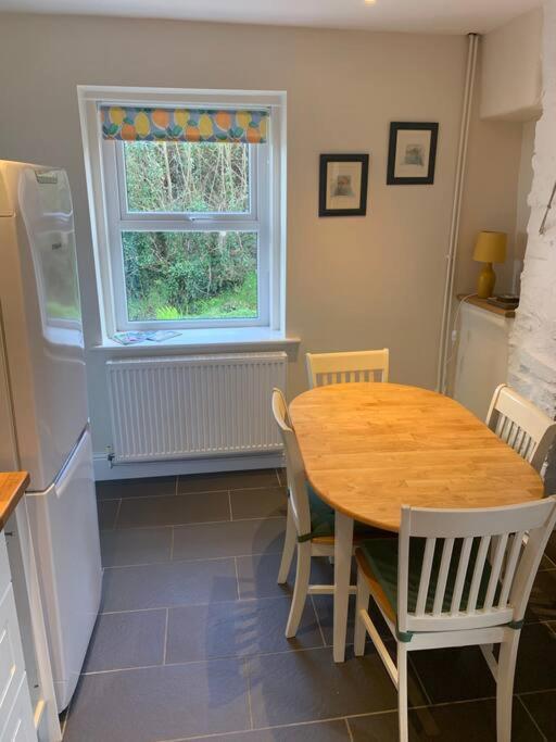 Cosy Two Bedroom With Fireplace Holiday home *